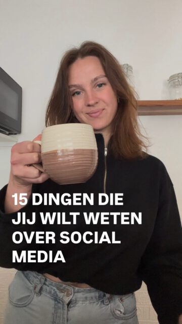 1. Het is onzin om meer dan een uur per dag aan social media te besteden als dit niet je hoofdvak is. Social media moet naast je kernwerkzaamheden kunnen doen.

2. Heb je weinig tijd? Post dan even iets in je verhaal.

3. Doe je best om elke week 1 (liefst 2) keer iets te posten op je feed.

4. Koppel Facebook en Instagram en post hier gewoon lekker hetzelfde op.

5. Als nieuwe mensen op je profiel komen, wil je dat het direct duidelijk is voor ze wie je bent en waarom ze bij jou moeten zijn. Optimaliseer je profiel dus (profielfoto, naam, bio, hoghlights, gepinde Posts).

6. Hashtags mag je links laten liggen.

7. Je mag ChatGPT gebruiken voor je beschrijvingen , maar alleen om ze wat te verbeteren of ter inspiratie.

8. Probeer ALTIJD mensen in je foto’s en video’s terug te laten komen. Dit is waar mensen mee verbinden.

9. Als je een video edit, is alleen stukjes eruit knippen en ondertiteling toevoegen genoeg. Laat alle gekke effecten achterwege als je weinig kennis hebt van videobewerking.

10. Zorg dat je goed in beeld hebt wie je doelgroep is, zodat je goed weet wat voor content zij willen zien en je hier op kunt inspelen.

11. Bedenk welke redenen jouw doelgroep kan hebben waarom ze nog twijfelen bij jou te kopen. Ontkracht dit of leg uit hoe je werkt in je content.

12. Men meenemen in je dag is altijd een goed idee. Voor jou zijn de dagelijkse werkzaamheden heel gewoon, maar voor jouw klanten is dat niet het geval. Zij zijn vaak juist heel erg geïnteresseerd in wat jij allemaal doet en wat er allemaal gebeurt bij jou op de werkvloer.

13. Herhaling is echt KEY. Weinig mensen lezen al jouw posts en onthouden alles wat je zegt. Daarbij moet men iets 7 keer gezien hebben, voordat het binnenkomt. Wees dus niet bang om jezelf te herhalen.

14. Ga er nooit vanuit dat je doelgroep iets wel gewoon weet. Jij hebt veel kennis over je vak. Zij weten er weinig tot niets over.

15. De reden waarom jouw personeel vaak niet op foto of video wil, is omdat ze onzeker zijn over hoe ze op beeld staan of dat ze het ongemakkelijk vinden. Maar uit ervaring weet ik dat men het achteraf toch vaak leuker vindt dan gedacht, dus probeer ze toch over te halen!